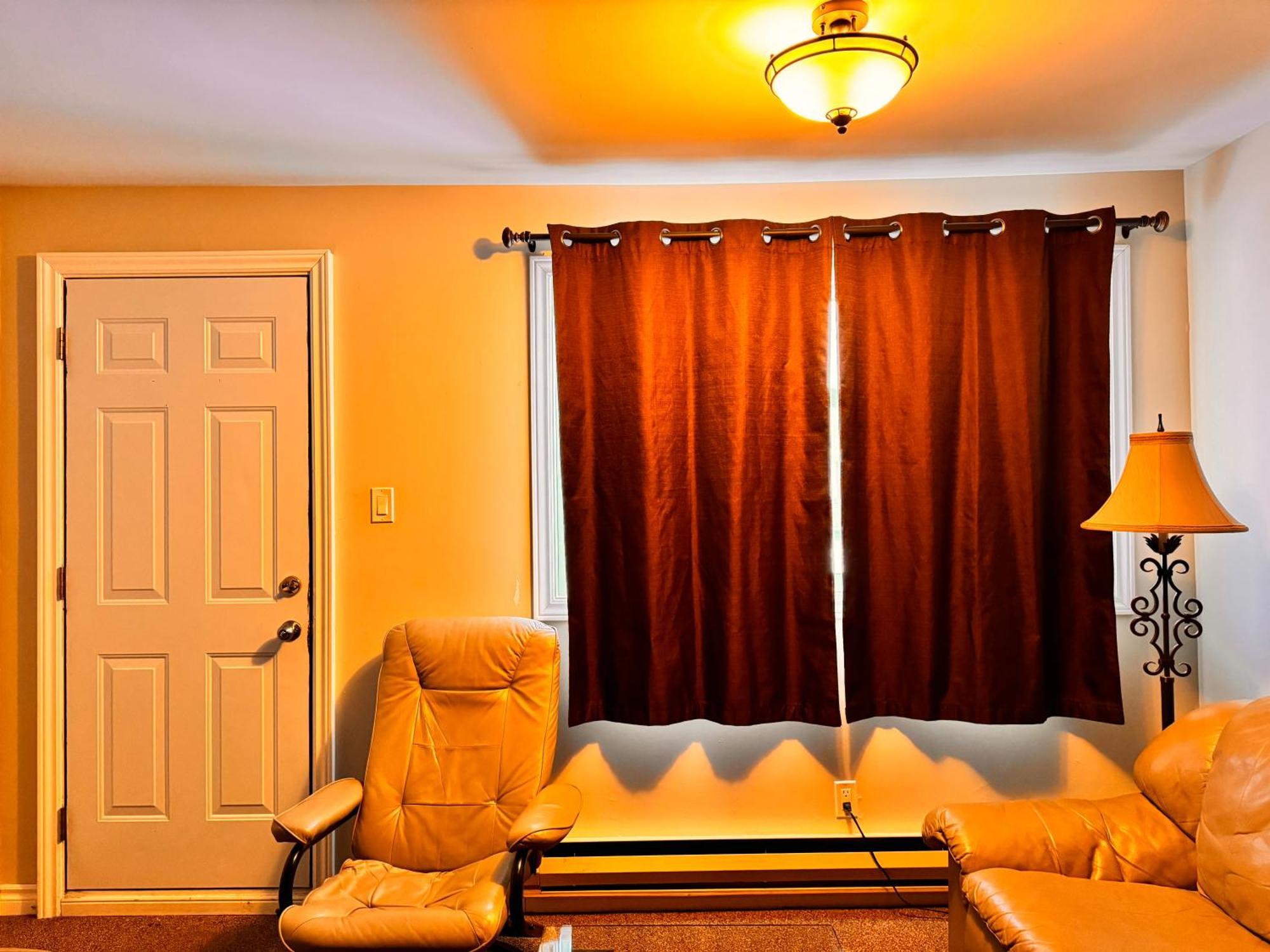 Fundy Line Motel มิรามิชี ภายนอก รูปภาพ