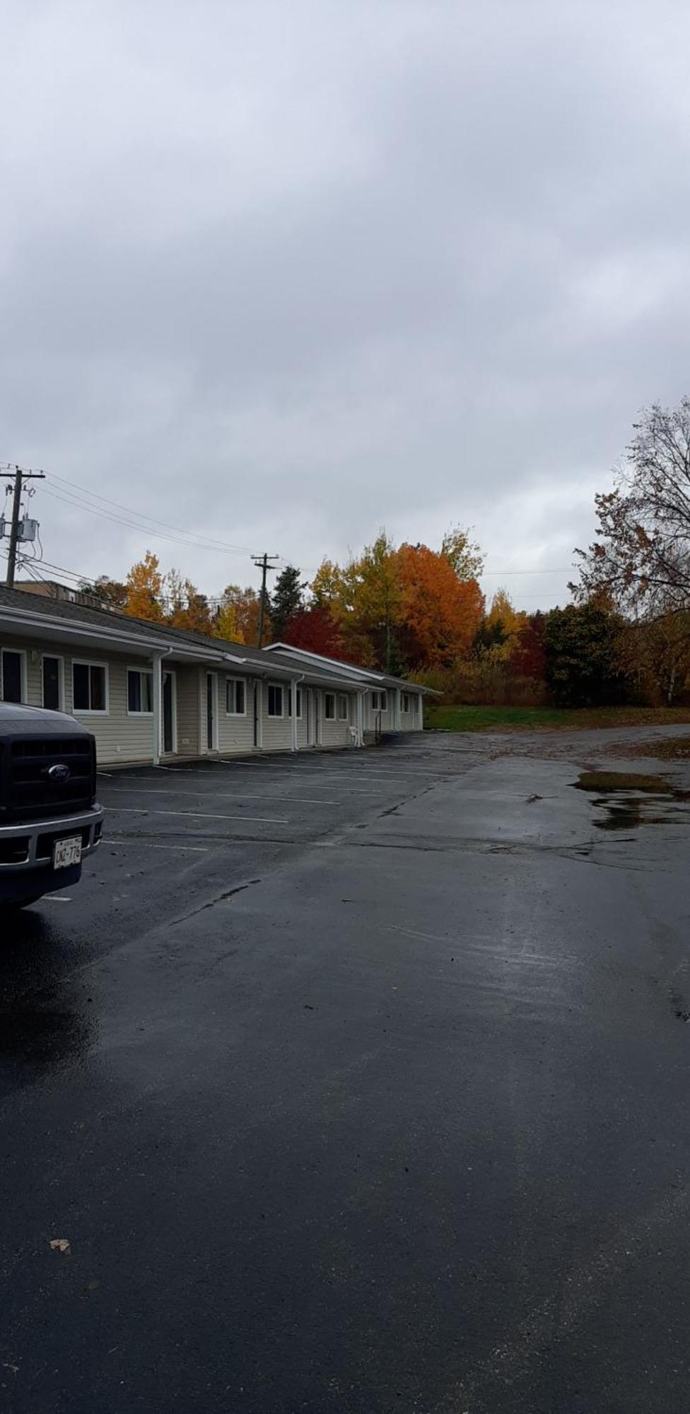 Fundy Line Motel มิรามิชี ภายนอก รูปภาพ